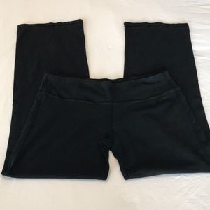 Lululemon yoga pants